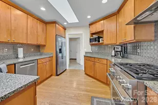 4311 Cove Loop Rd, Hendersonville, NC 28739 - Photo 17