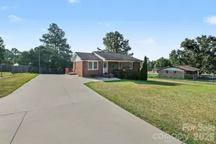 645 Pine Ridge Rd, Chester, SC 29706 - Photo 3