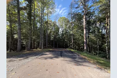 000 Reserve Way #10, Hendersonville, NC 28792 - Photo 15