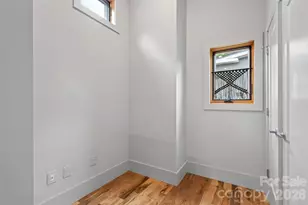 18 Sulphur Springs Rd, Asheville, NC 28806 - Photo 27