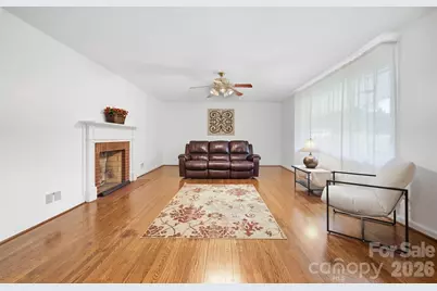 914 Springdale Lane, Gastonia, NC 28052 - Photo 3