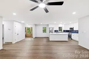 1079 Dupont Rd, Hendersonville, NC 28739 - Photo 15