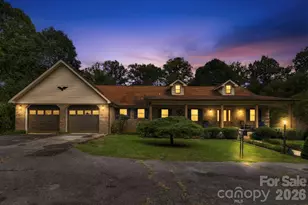 1079 Dupont Rd, Hendersonville, NC 28739 - Photo 1