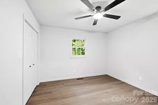 1079 Dupont Rd, Hendersonville, NC 28739 - Photo 25