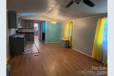 1025 29th Street Place NE, Conover, NC 28613 - Photo 3
