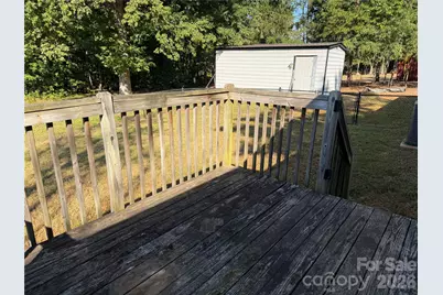 1025 29th Street Place NE, Conover, NC 28613 - Photo 13
