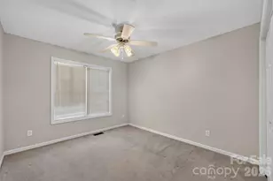 4405 Claralee Ln, Hickory, NC 28602 - Photo 31