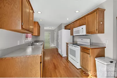 4405 Claralee Lane, Hickory, NC 28602 - Photo 15