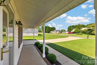 4405 Claralee Lane, Hickory, NC 28602 - Photo 5