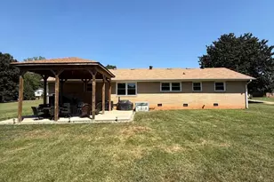 3432 Farrhill Rd, Charlotte, NC 28214 - Photo 13