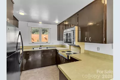 354 Woodside Circle, Waynesville, NC 28786 - Photo 13