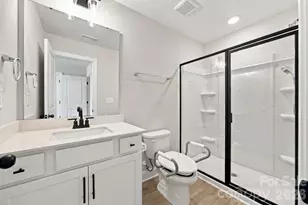 2020 Embassy Ct, Charlotte, NC 28213 - Photo 35