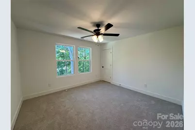 1000 Dale Avenue, Charlotte, NC 28216 - Photo 11