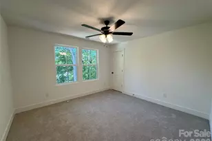 1000 Dale Ave, Charlotte, NC 28216 - Photo 11