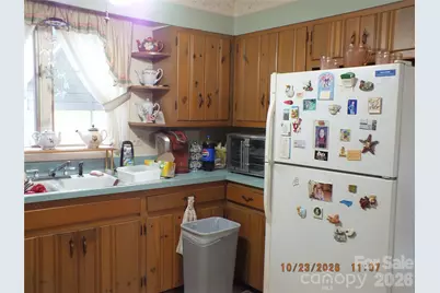 1104 Crestfield Drive, Lancaster, SC 29720 - Photo 3