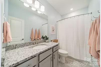 4040 Hidden Oaks Drive, Charlotte, NC 28205 - Photo 25