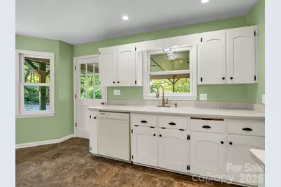 93 Dogwood Court, Tryon, NC 28782 - Photo 11