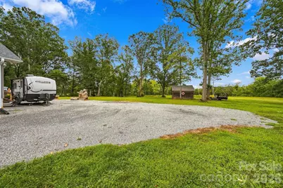 118 Chestnut Oak Road, Union Grove, NC 28689 - Photo 39