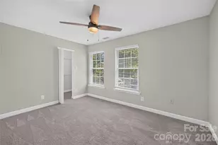 2629 Stream Bank Dr, Charlotte, NC 28269 - Photo 29
