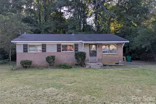 9226 Feldbank Dr, Charlotte, NC 28216 - Photo 1