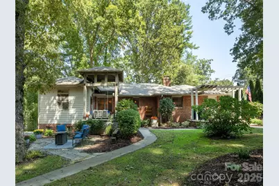 275 S Rugby Road, Hendersonville, NC 28791 - Photo 3