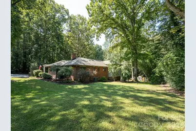 275 S Rugby Road, Hendersonville, NC 28791 - Photo 37