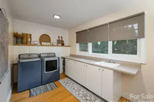 275 S Rugby Rd, Hendersonville, NC 28791 - Photo 19