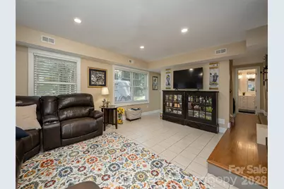 275 S Rugby Road, Hendersonville, NC 28791 - Photo 27