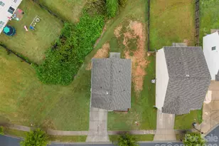 2824 Easton Knl Dr, Dallas, NC 28034 - Photo 29