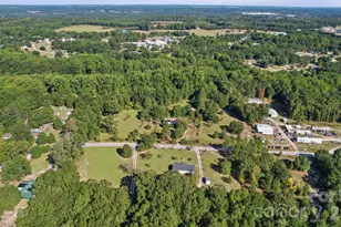 351 Twin Brook Ln, Pageland, SC 29728 - Photo 9