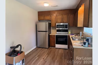 5672 Claridge Drive, Hickory, NC 28602 - Photo 5
