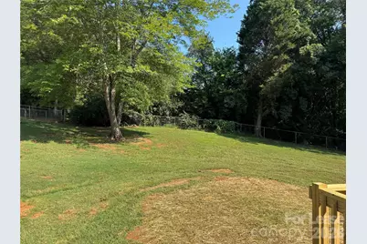 5672 Claridge Drive, Hickory, NC 28602 - Photo 21
