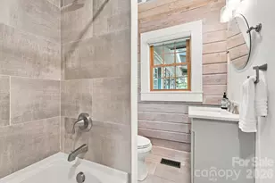 9428 Windygap Rd, Charlotte, NC 28278 - Photo 17