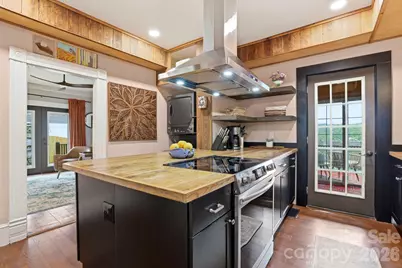 60 Roberts Street, Asheville, NC 28801 - Photo 5