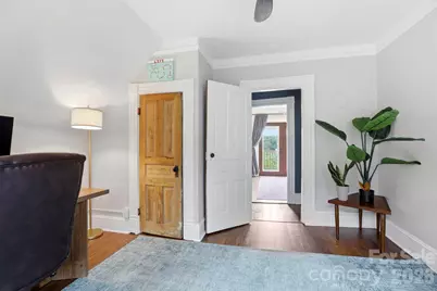 60 Roberts Street, Asheville, NC 28801 - Photo 29
