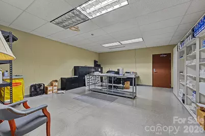 301 Np and L Loop, Franklin, NC 28734 - Photo 41