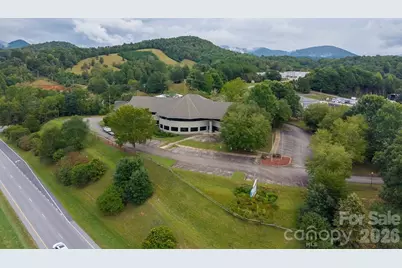 301 Np and L Loop, Franklin, NC 28734 - Photo 47