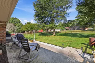 8317 Fallsdale Dr, Charlotte, NC 28214 - Photo 29