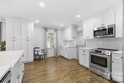 8317 Fallsdale Drive, Charlotte, NC 28214 - Photo 17
