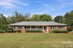 2022 Crowders Creek Rd, Gastonia, NC 28052 - Photo 1