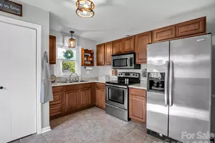 123 Strawberry Dr, Inman, SC 29349 - Photo 13