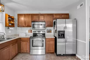 123 Strawberry Dr, Inman, SC 29349 - Photo 11