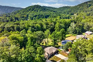 131 Ridge Rd, Candler, NC 28715 - Photo 41