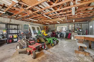 8121 Old Davis Rd, Norwood, NC 28128 - Photo 23