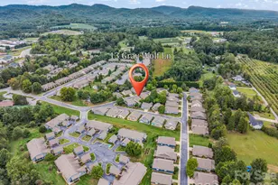 13 Gray Wolf Ln, Hendersonville, NC 28792 - Photo 17