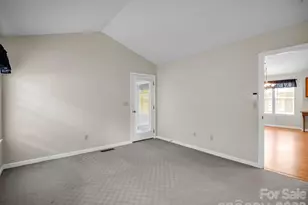 13 Gray Wolf Ln, Hendersonville, NC 28792 - Photo 9