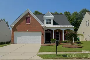 9532 Kestral Ridge Dr, Charlotte, NC 28269 - Photo 1