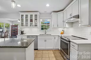 206 Rolling Meadow Rd, Fletcher, NC 28732 - Photo 3