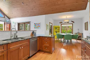 90 S Oaklawn Ave, Brevard, NC 28712 - Photo 29