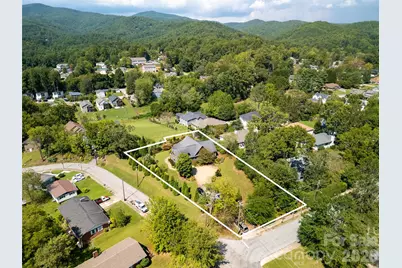 90 S Oaklawn Avenue, Brevard, NC 28712 - Photo 3